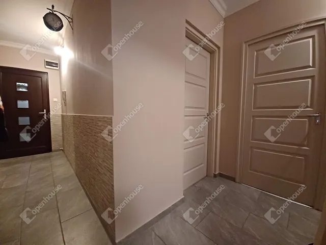 Eladó lakás Debrecen, Vénkert 71 nm