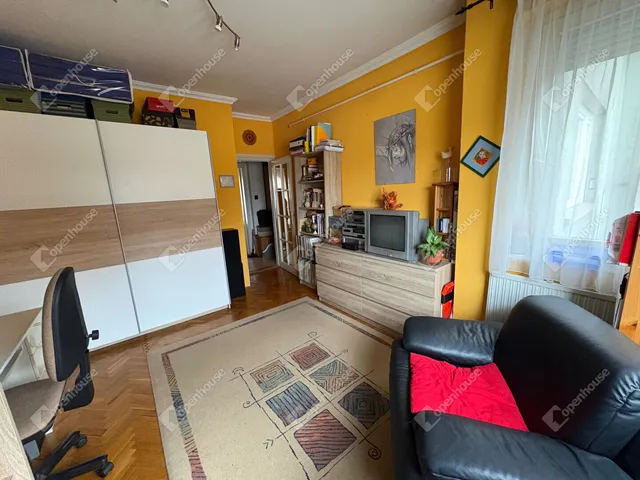 Eladó lakás Debrecen, Péterfia 84 nm