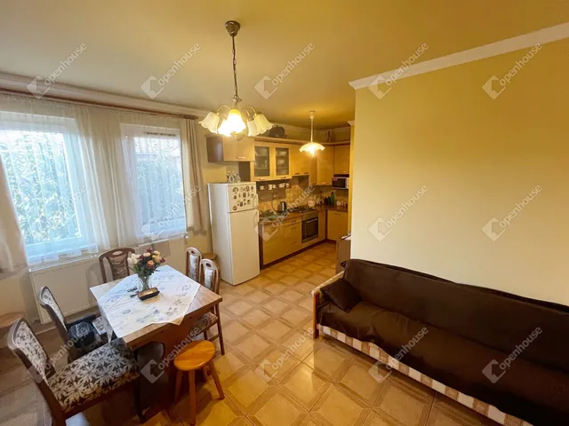 Eladó ház Debrecen, Veres Péter-kert 156 nm