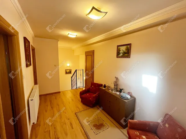 Eladó ház Debrecen, Veres Péter-kert 156 nm