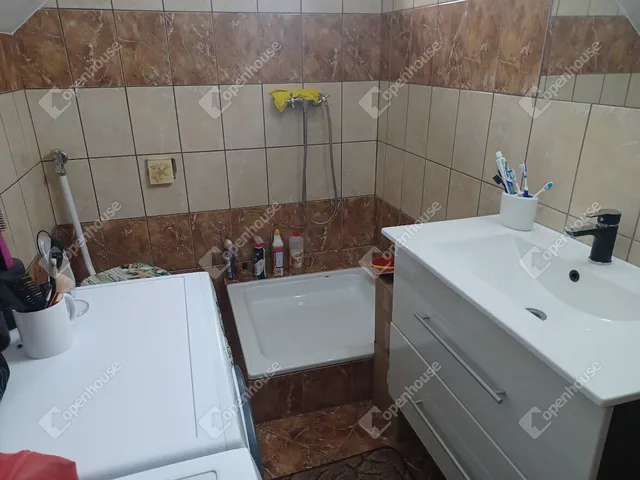 Eladó ház Debrecen, Lencztelep 170 nm