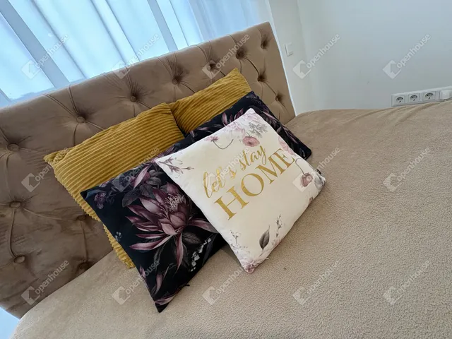 Kiadó ház Debrecen, Úrrétje 148 nm