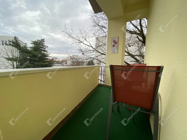 Kiadó lakás Debrecen, Nagyerdő 52 nm