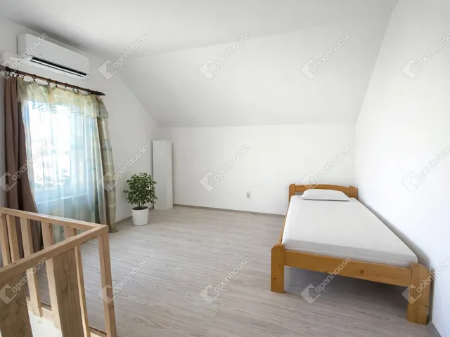 Eladó telek Debrecen 727 nm