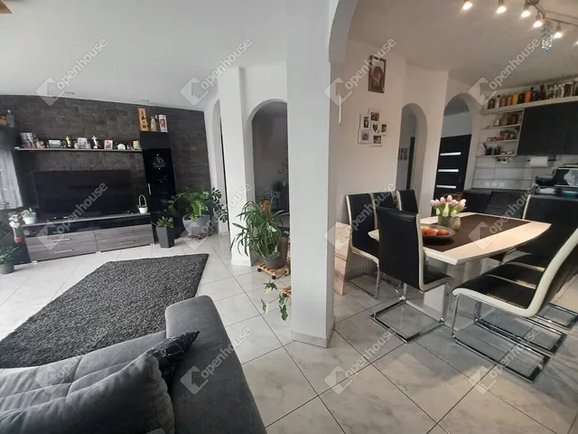 Eladó ház Debrecen, Biharikert 135 nm