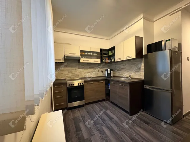 Eladó lakás Debrecen, Libakert 52 nm