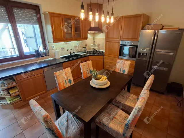 Eladó ház Bocskaikert 164 nm