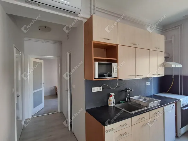 Eladó ház Debrecen, Falóger 79 nm