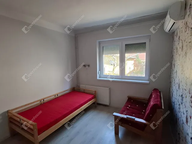 Eladó ház Debrecen, Falóger 79 nm