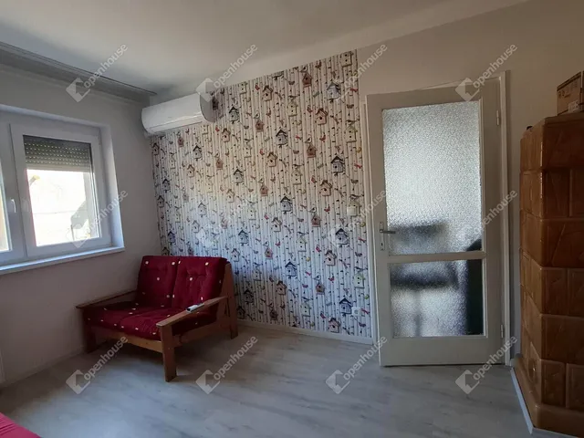 Eladó ház Debrecen, Falóger 79 nm