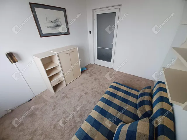 Eladó lakás Debrecen, Vénkert 71 nm