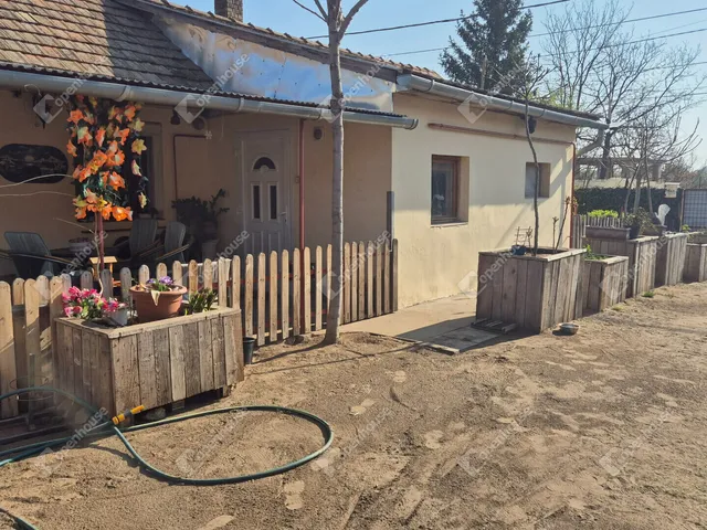 Eladó ház Hajdúsámson 47 nm