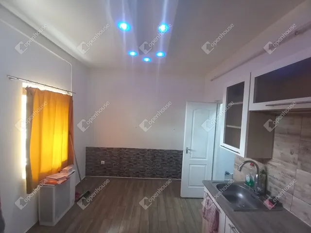 Eladó ház Debrecen, Vargakert 33 nm