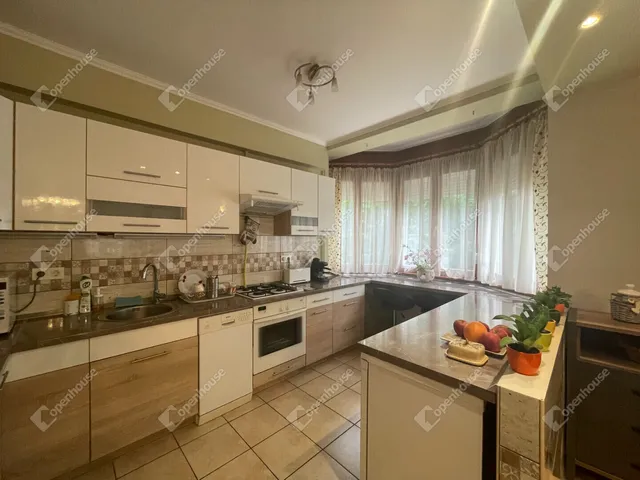 Kiadó lakás Debrecen, Nyulas 85 nm