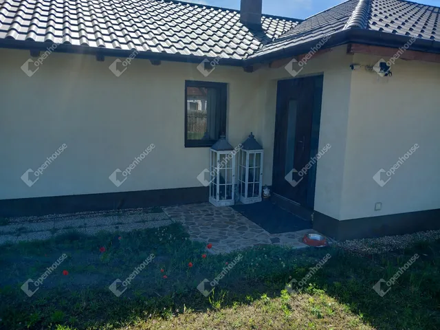 Eladó ház Debrecen, Haláp 120 nm