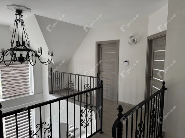 Eladó ház Bocskaikert 210 nm
