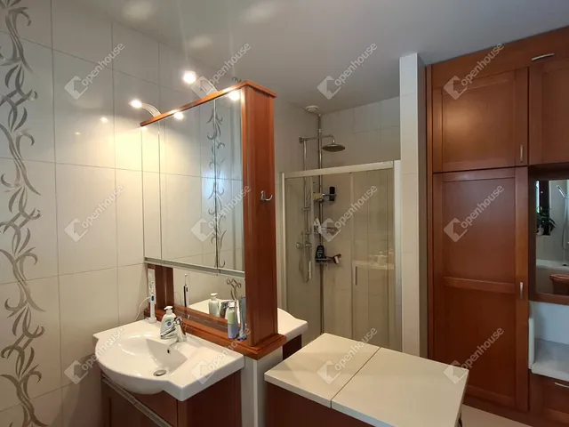 Eladó ház Debrecen 360 nm