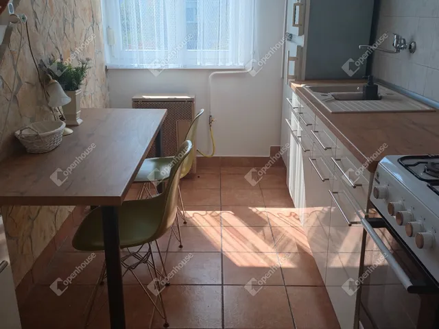 Kiadó lakás Debrecen, Libakert 54 nm