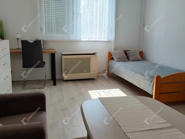 Kiadó lakás Debrecen, Libakert 54 nm