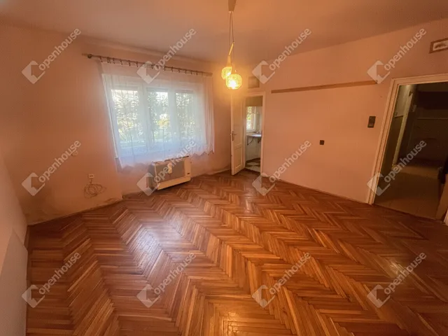 Eladó lakás Téglás 40 nm