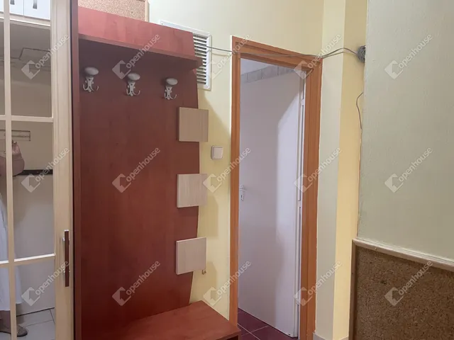 Eladó lakás Debrecen, Libakert 56 nm