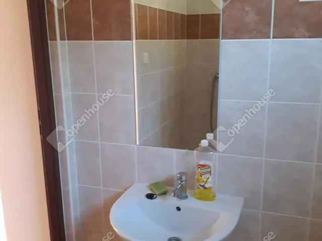 Kiadó kereskedelmi és ipari ingatlan Debrecen, Belváros 41 nm