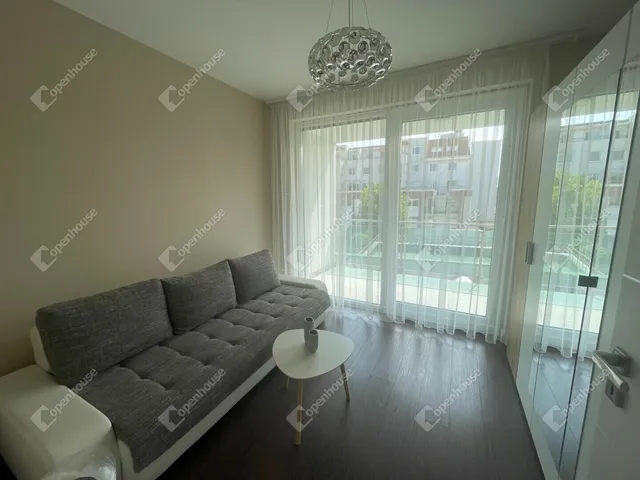 Kiadó lakás Debrecen, Belváros 88 nm