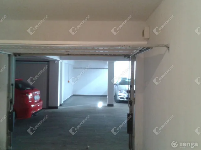 Eladó garázs Debrecen, Belváros 16 nm