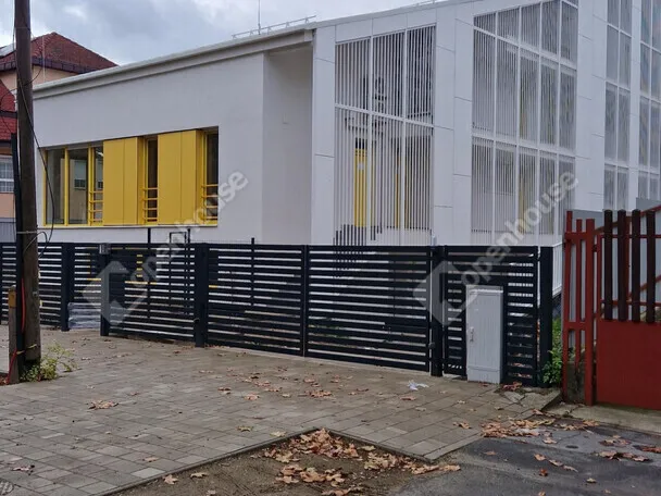 Kiadó kereskedelmi és ipari ingatlan Debrecen 46 nm