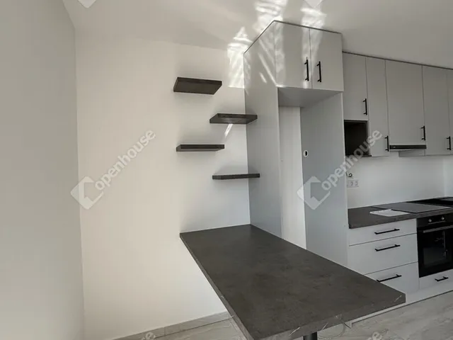 Eladó lakás Győr, Szitásdomb 75 nm