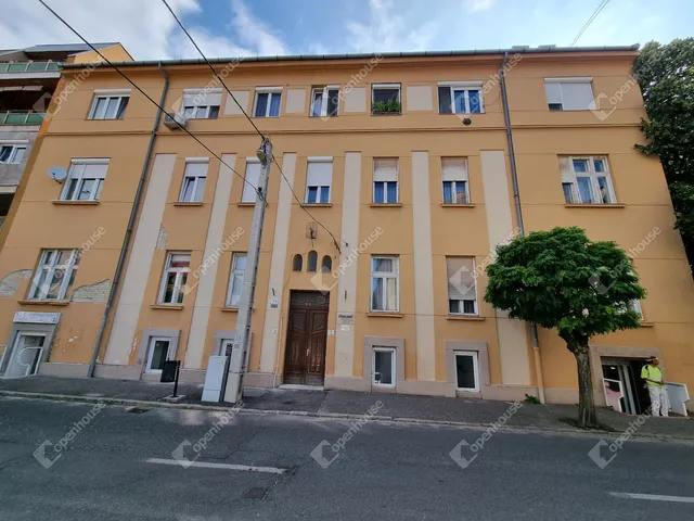 Eladó lakás Győr, Belváros 118 nm