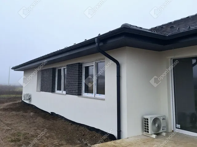 Eladó ház Győrság 92 nm