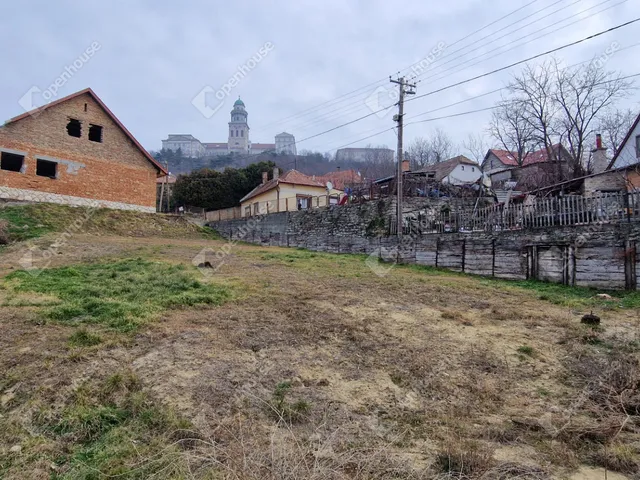 Eladó telek Pannonhalma 413 nm
