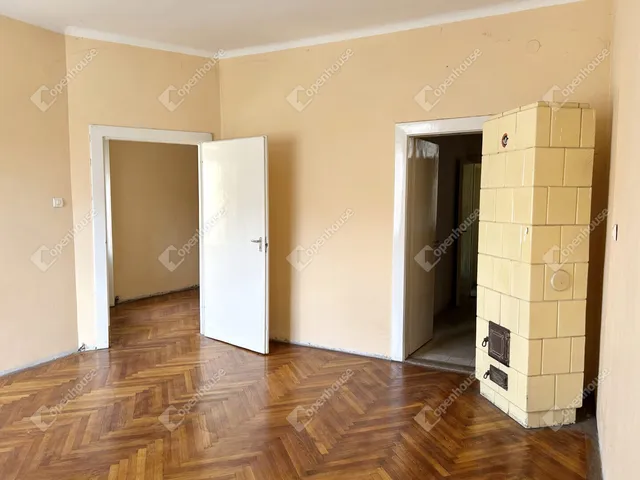 Eladó lakás Győr, Nádorváros 70 nm