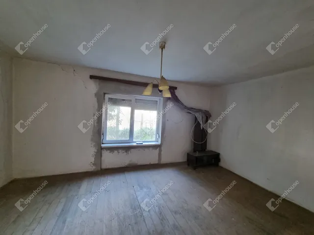 Eladó ház Gyarmat 62 nm