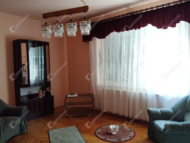 Eladó lakás Győr, Nádorváros 66 nm
