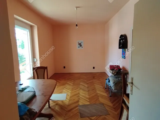 Eladó lakás Győr, Nádorváros 66 nm
