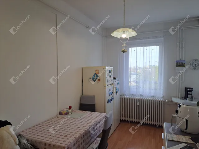 Eladó lakás Győr, Nádorváros 66 nm