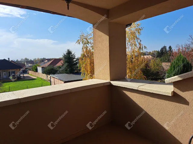 Eladó ház Győr, Újváros 225 nm