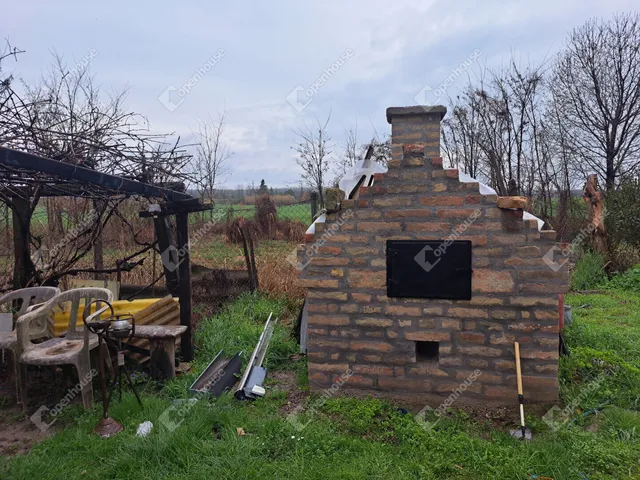 Eladó telek Vámosszabadi 719 nm