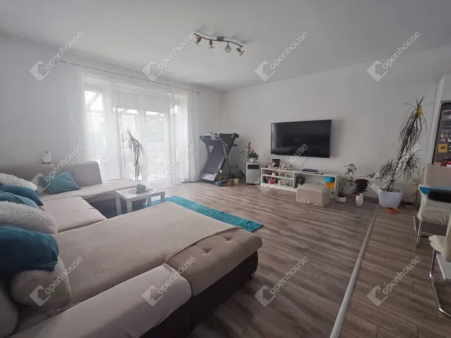 Eladó ház Győr, Ménfőcsanak 93 nm