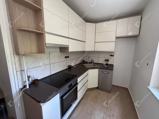 Eladó lakás Győr 49 nm