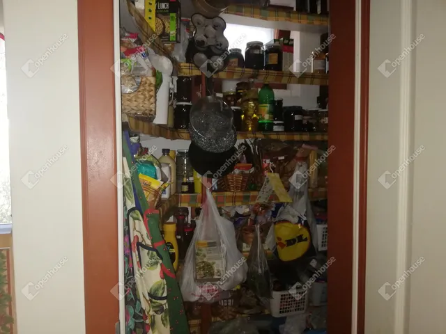 Eladó ház Győr, Győrszentiván 160 nm