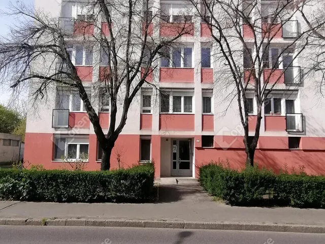 Eladó lakás Győr, Nádorváros 51 nm
