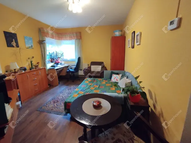 Eladó ház Abda 173 nm