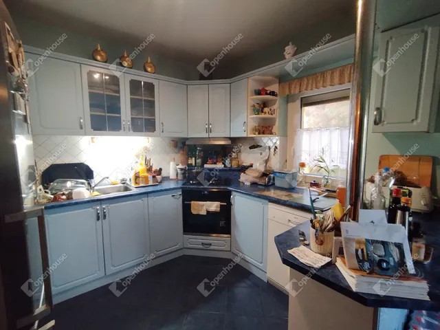 Eladó ház Abda 173 nm