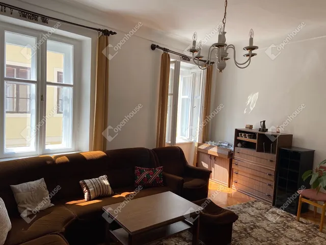 Eladó ház Győr, Belváros 233 nm