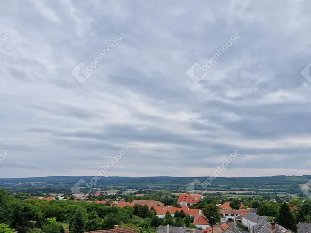 Eladó telek Pannonhalma 908 nm