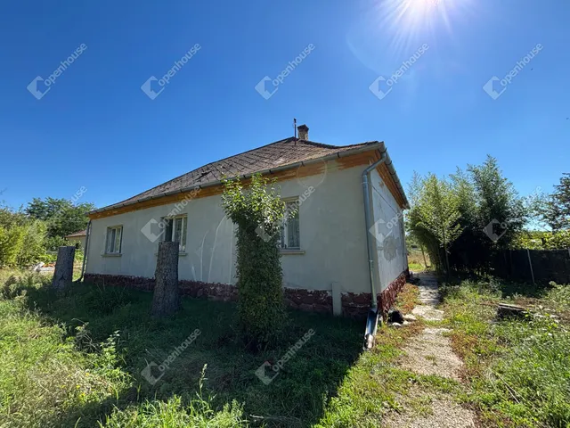 Eladó ház Győr, Győrszentiván 160 nm