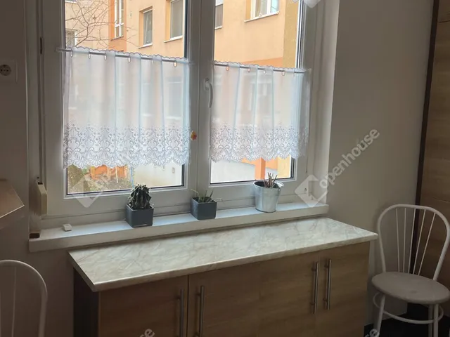 Eladó lakás Győr 68 nm